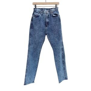 Wrangler‎ Acid Wash, High Rise, Straight Leg, Size 9 x 32